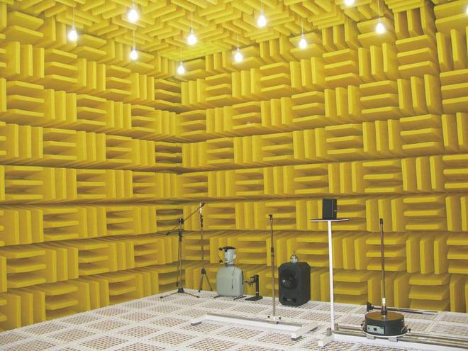 消声室尖劈与全消声室厂家之争 谁更胜一筹？